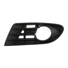 Решетка в бампере левая VW Golf V Plus '04-09 (с отв. п/тум.)  (FPS)