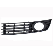 Решетка в бампере левая с отверстием п/туман AUDI A4 01-04 SDN / 02-04 AVANT (B6)