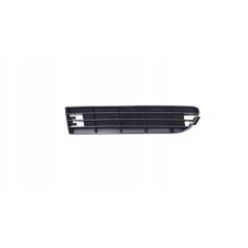 Решетка в бампере левая AUDI A6 94-97 SDN / 94-98 AVANT (C4)